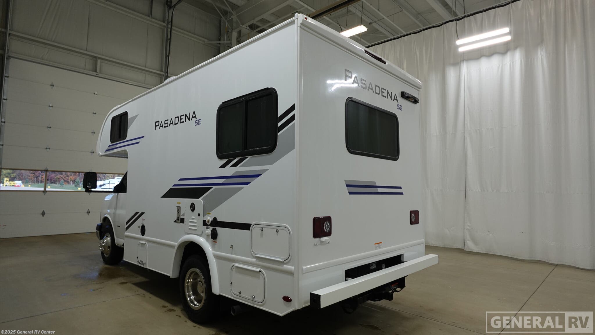 Contact us now about this 2026 Thor Motor Coach Pasadena SE19! 2026 Pasadena SE19 by Thor Motor Coach from General RV Center in West Palm Beach, Florida