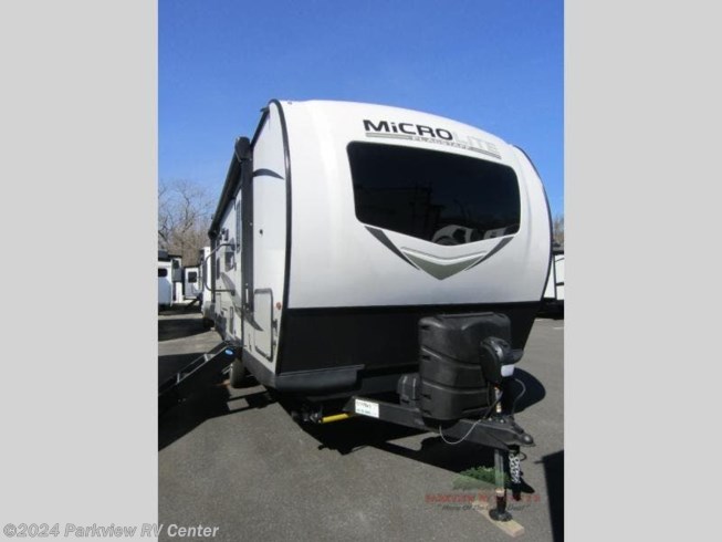 2023 Flagstaff Micro Lite 25BRDS by Forest River from Parkview RV Center in Smyrna, Delaware