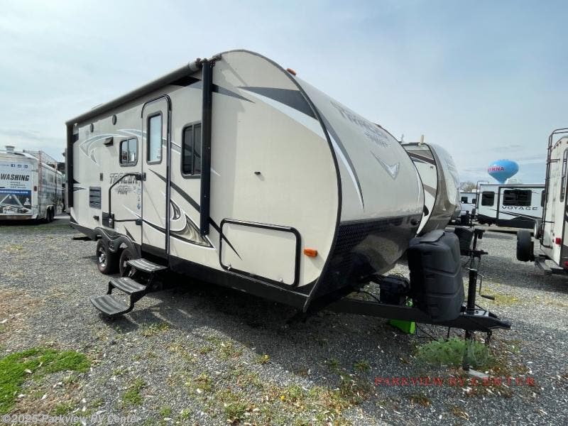 Email now about this 2018 Prime Time Tracer Air 215AIR! Used 2018 Prime Time Tracer Air 215AIR available in Smyrna, Delaware
