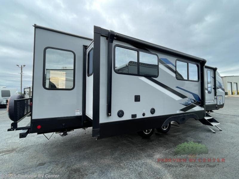 Contact us now about this 2023 Forest River Cherokee Alpha Wolf 26RL-L! 2023 Cherokee Alpha Wolf 26RL-L by Forest River from Parkview RV Center in Smyrna, Delaware