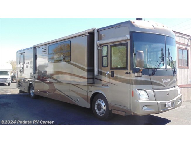2004 Winnebago Vectra 40AD w/3slds - Used Diesel Pusher For Sale by Pedata RV Center in Tucson, Arizona
