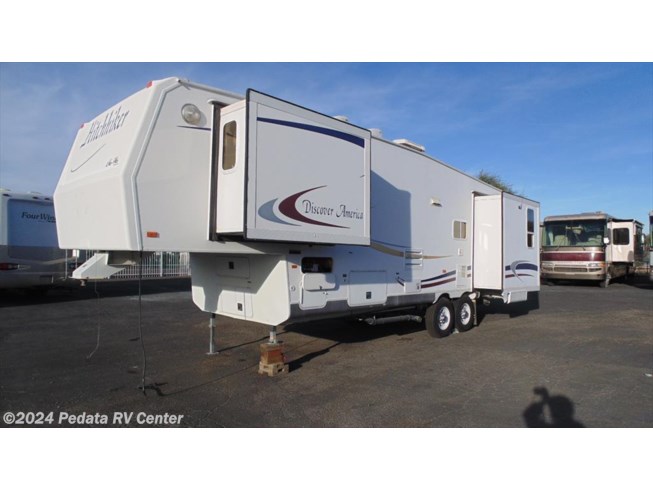 Used 2003 Nu-Wa Hitchhiker Discover America 31.5LKTG w/3slds available in Tucson, Arizona