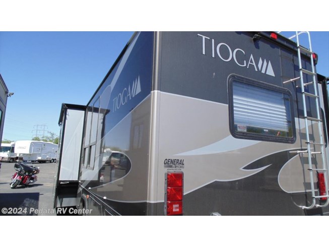 2009 Tioga 31M w/2slds by Fleetwood from Pedata RV Center in Tucson, Arizona