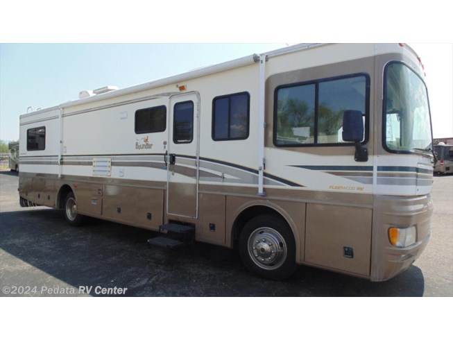 2000 Fleetwood Bounder Diesel 36S w/1sld - Used Diesel Pusher For Sale by Pedata RV Center in Tucson, Arizona