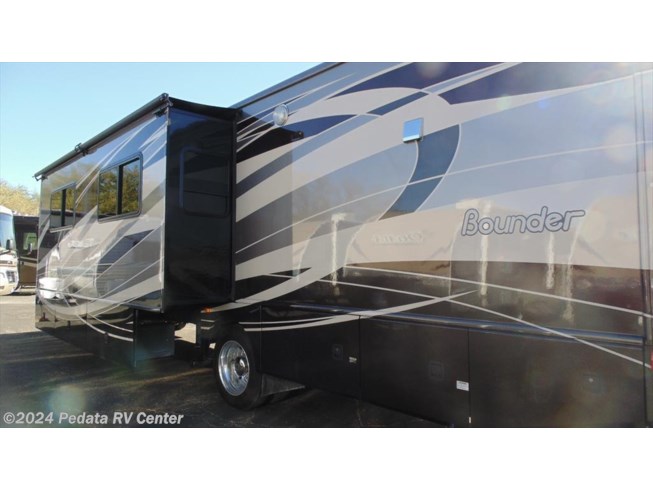2015 Bounder 35K w/2slds by Fleetwood from Pedata RV Center in Tucson, Arizona