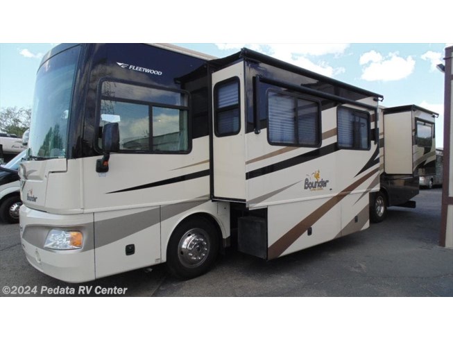 Used 2008 Fleetwood Bounder Diesel 38S w/3slds available in Tucson, Arizona