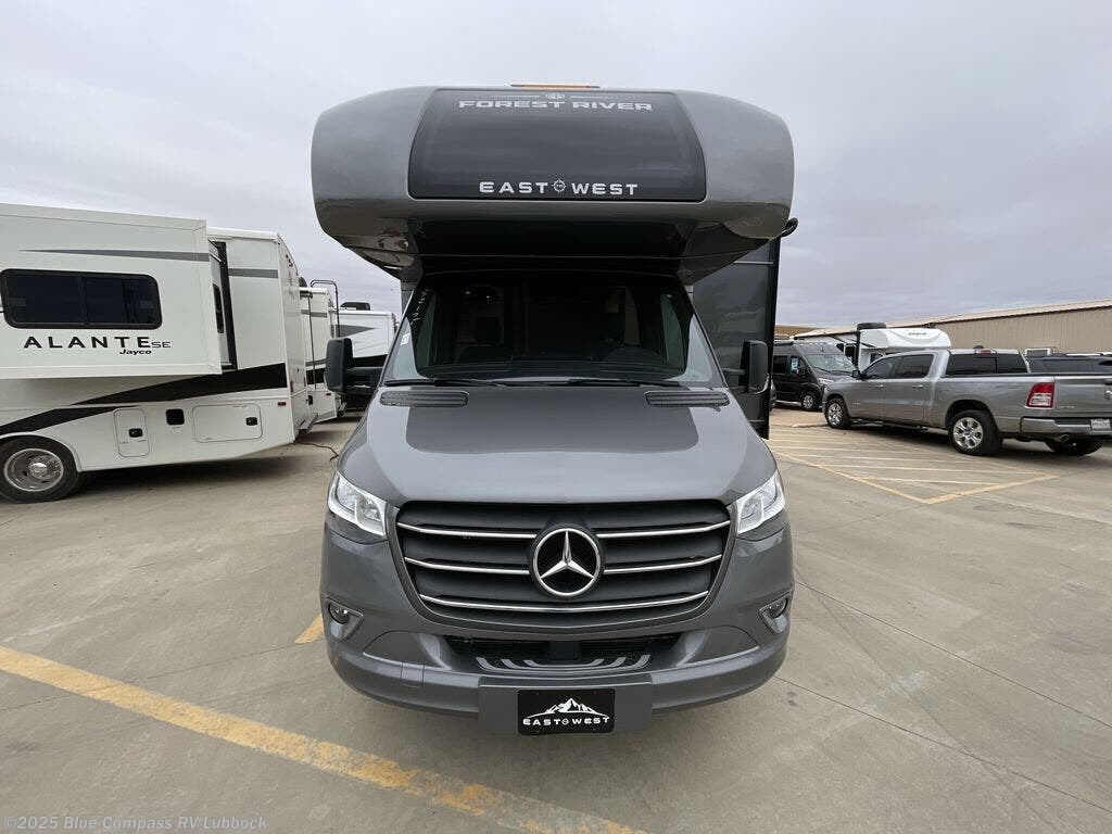 New 2025 East to West Entrada M-Class 24FM available in Lubbock, Texas