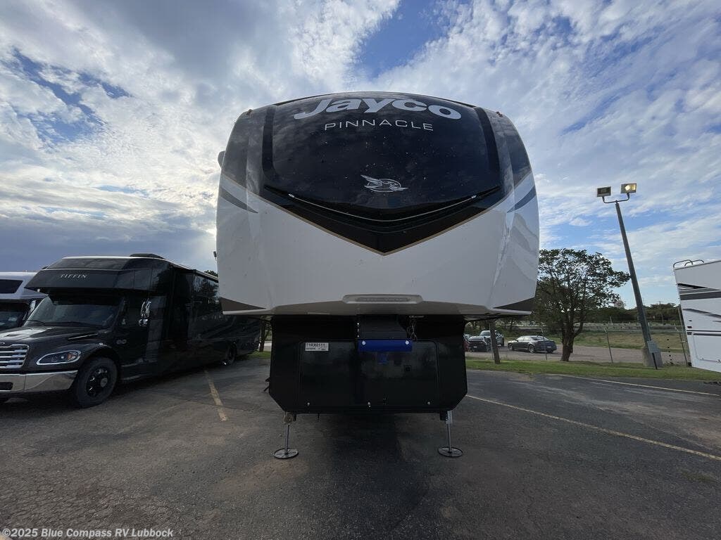 New 2026 Jayco Pinnacle 38FBRK available in Lubbock, Texas