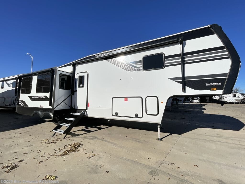 Call now about this 2026 Grand Design Reflection 337RLS! 2026 Grand Design Reflection 337RLS - New Fifth Wheel For Sale by Blue Compass RV Lubbock in Lubbock, Texas