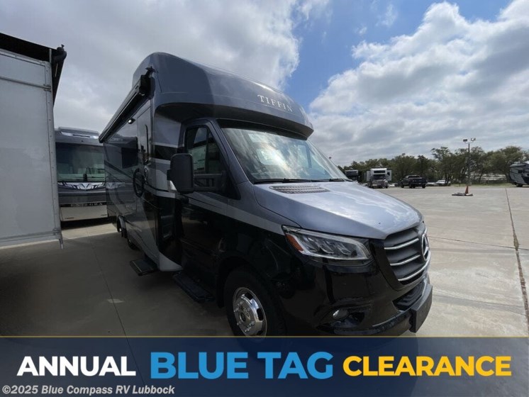 Email now about this 2026 Tiffin Wayfarer 25 XRW! New 2026 Tiffin Wayfarer 25 XRW available in Lubbock, Texas