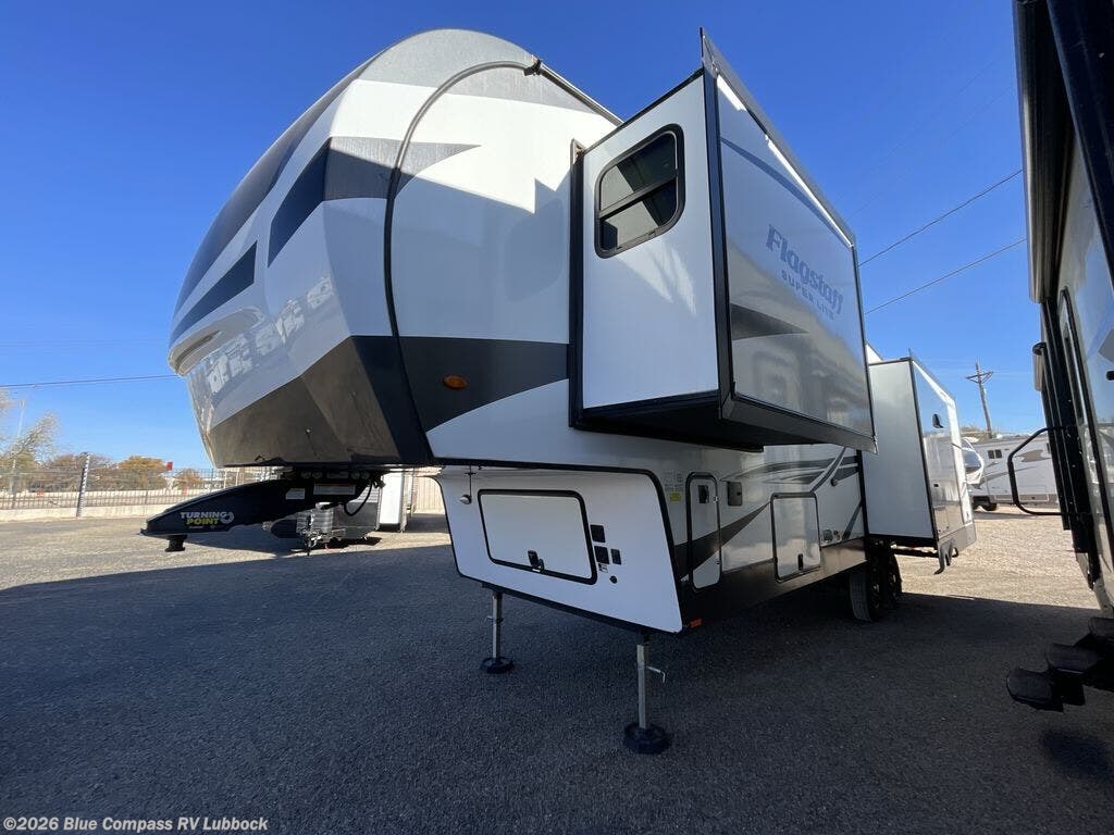 Used 2022 Forest River Flagstaff Super Lite 529IKRL available in Lubbock, Texas
