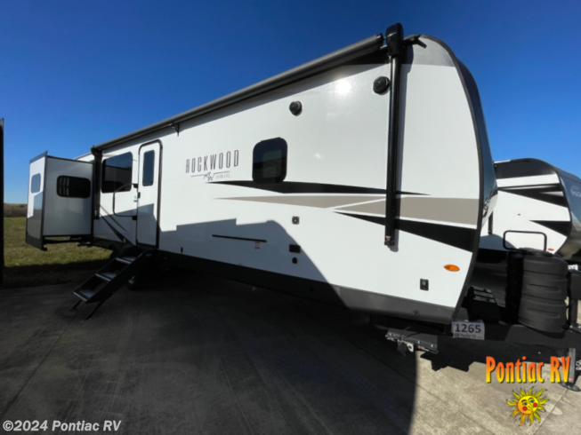 New 2024 Forest River Rockwood Ultra Lite 2908RL available in Pontiac, Illinois