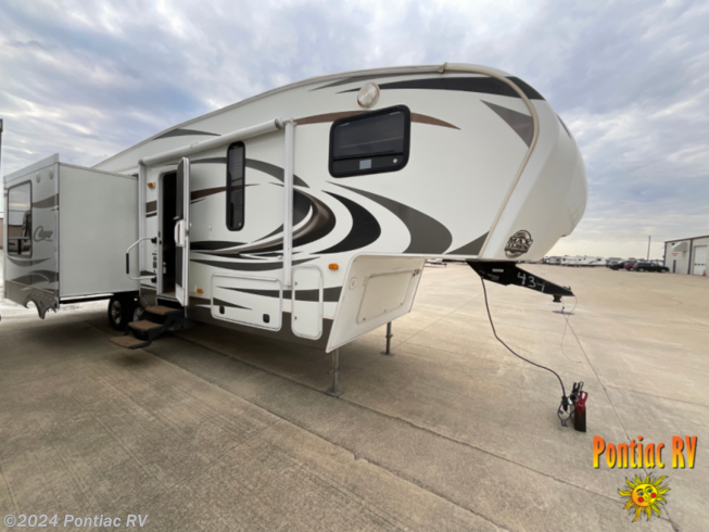 Used 2013 Keystone Cougar X-Lite 28SGS available in Pontiac, Illinois