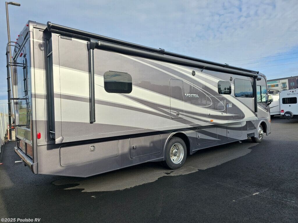 New 2024 Winnebago Vista 34R available in Kent, Washington