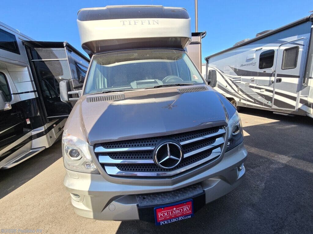 Call now about this 2019 Tiffin Wayfarer 24TW! 2019 Tiffin Wayfarer 24TW - Used Class C For Sale by Poulsbo RV in Kent, Washington features Awning