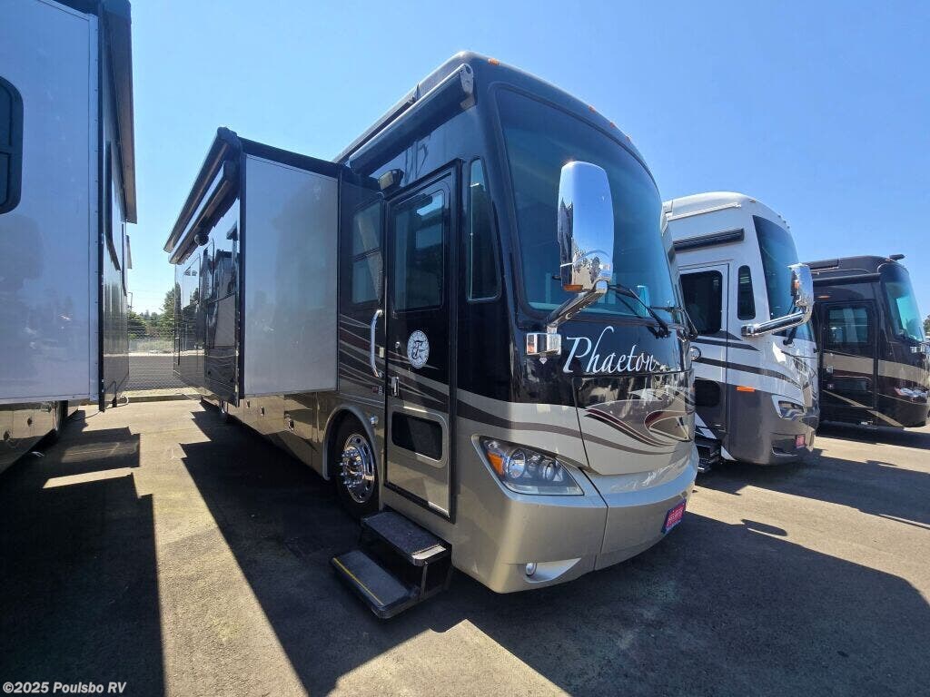 Contact us now about this 2014 Tiffin Phaeton 36GH! 2014 Phaeton 36GH by Tiffin from Poulsbo RV in Kent, Washington