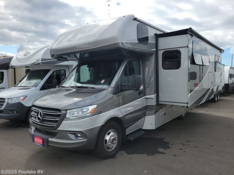 Email now about this 2022 Dynamax Corp Isata 24FW! Used 2022 Dynamax Corp Isata 24FW available in Kent, Washington