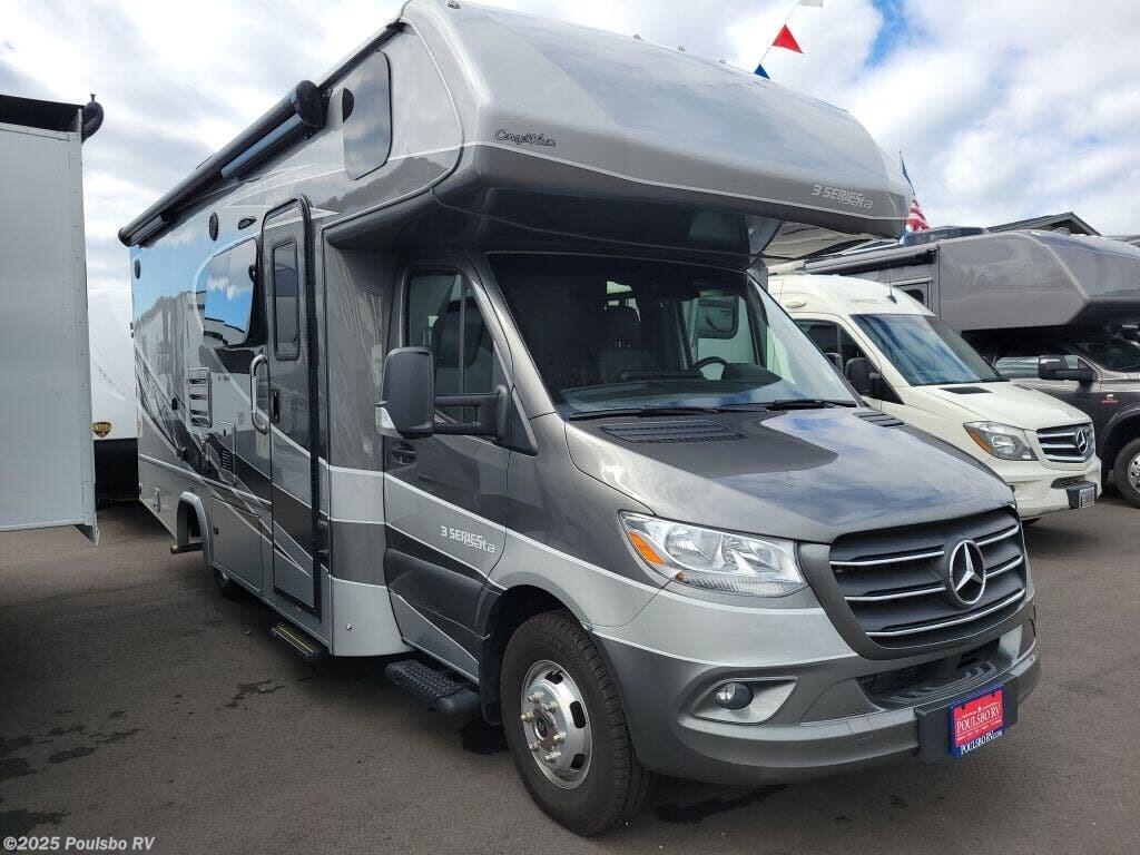 Used 2022 Dynamax Corp Isata 24FW available in Kent, Washington