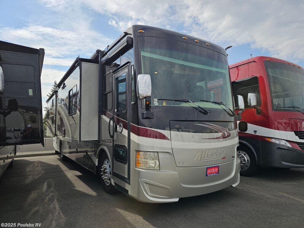Email now about this 2017 Tiffin Allegro Red 38QBA! Used 2017 Tiffin Allegro Red 38QBA available in Kent, Washington