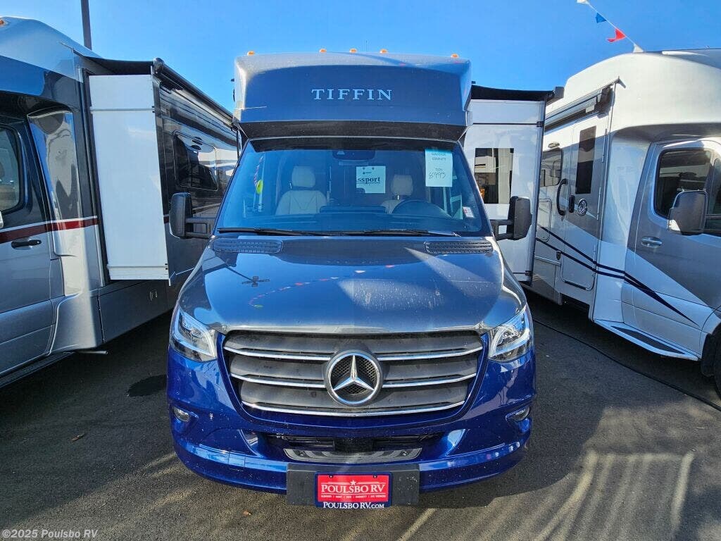 Call now about this 2026 Tiffin Wayfarer 25XPW! 2026 Tiffin Wayfarer 25XPW - New Class C For Sale by Poulsbo RV in Kent, Washington features Awning
