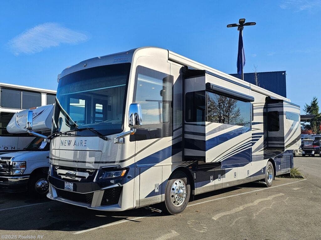 Email now about this 2023 Newmar New Aire 3543! Used 2023 Newmar New Aire 3543 available in Kent, Washington