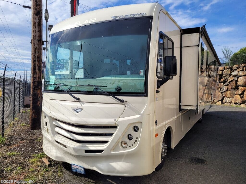 Call now about this 2022 Fleetwood Flair 34J! 2022 Fleetwood Flair 34J - Used Class A For Sale by Poulsbo RV in Everett, Washington features Awning