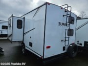Call now about this 2024 CrossRoads Sunset Trail Super Lite SS188BH! 2024 CrossRoads Sunset Trail Super Lite SS188BH - New Travel Trailer For Sale by Poulsbo RV in Everett, Washington features Awning