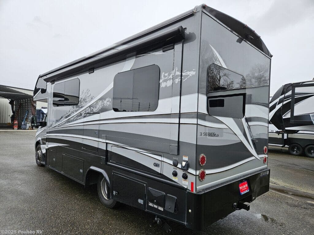 Contact us now about this 2018 Dynamax Corp Isata 3 Series 24FW! 2018 Isata 3 Series 24FW by Dynamax Corp from Poulsbo RV in Everett, Washington