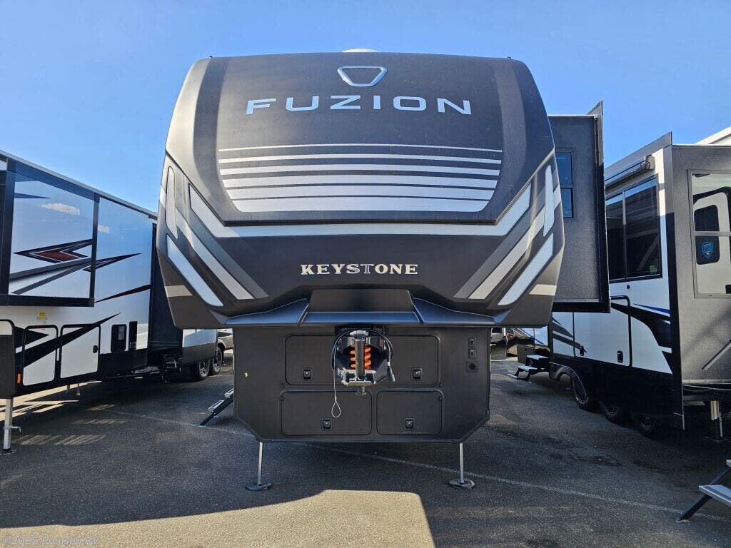 Call now about this 2026 Keystone Fuzion ZR292RE! 2026 Keystone Fuzion ZR292RE - New Fifth Wheel For Sale by Poulsbo RV in Everett, Washington features Awning