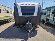 Call now about this 2022 Palomino Real-Lite Mini RL-189! 2022 Palomino Real-Lite Mini RL-189 - Used Travel Trailer For Sale by Poulsbo RV in Everett, Washington features Awning