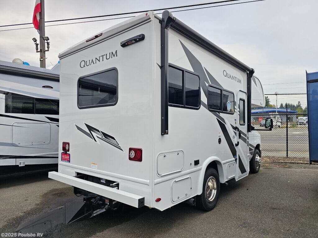 Call now about this 2026 Thor Motor Coach Quantum LC19! 2026 Thor Motor Coach Quantum LC19 - New Class C For Sale by Poulsbo RV in Everett, Washington features Awning