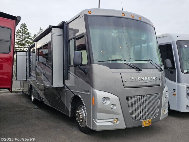 Email now about this 2015 Winnebago Vista 36Y! Used 2015 Winnebago Vista 36Y available in Everett, Washington