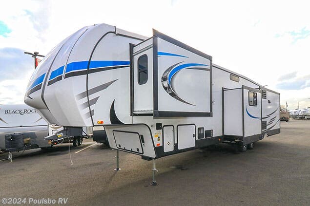 2022 Forest River Wildcat 369MBL - New Fifth Wheel For Sale by Poulsbo RV in Sumner, Washington