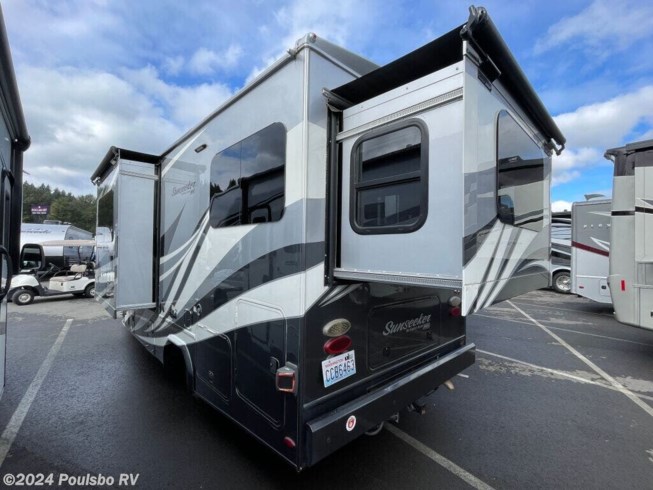 2018 Forest River Sunseeker 2400R - Used Class C For Sale by Poulsbo RV in Sumner, Washington