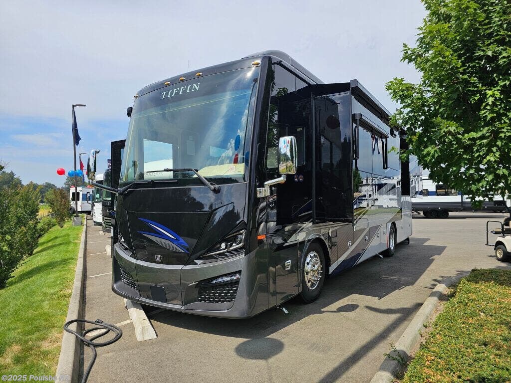 Contact us now about this 2025 Tiffin Phaeton 35CH! 2025 Phaeton 35CH by Tiffin from Poulsbo RV in Sumner, Washington