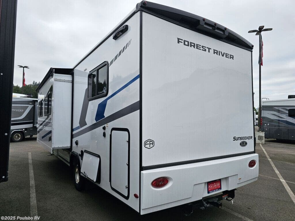 Contact us now about this 2025 Forest River Sunseeker 2850SLE! 2025 Sunseeker 2850SLE by Forest River from Poulsbo RV in Sumner, Washington