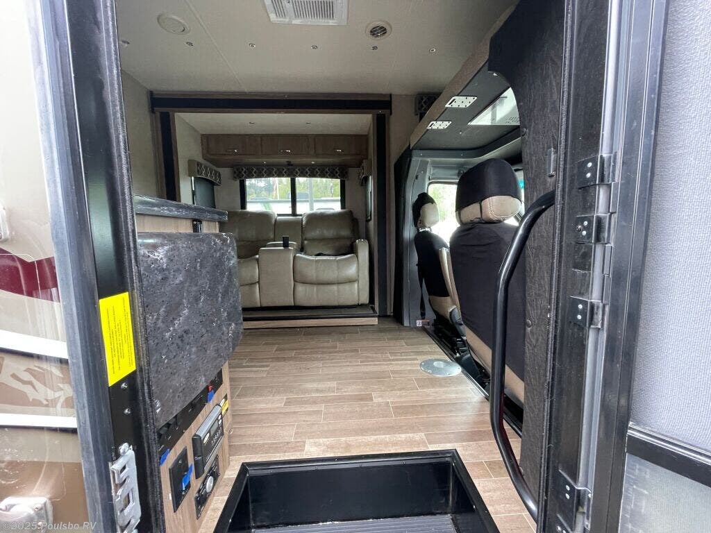 Used 2018 Dynamax Corp Isata 3 Series 24RMW available in Sumner, Washington