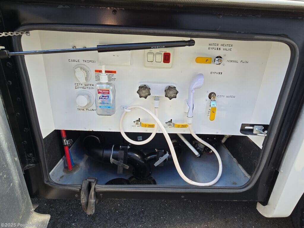 Used 2017 Tiffin Allegro Breeze 31BR available in Sumner, Washington