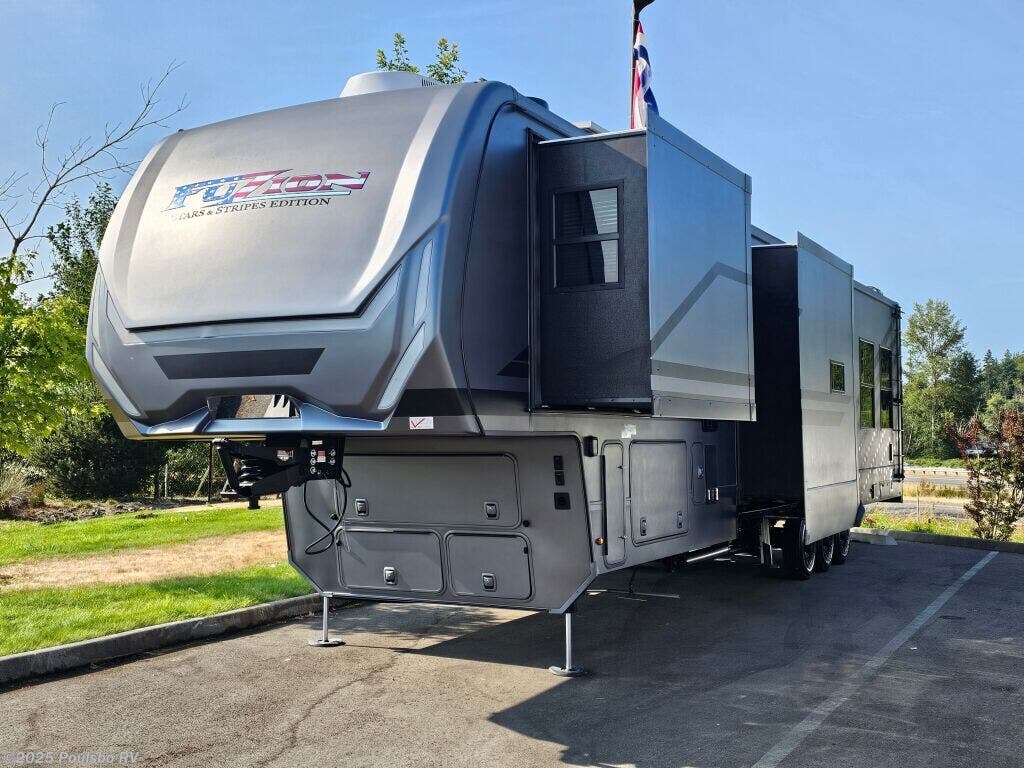 Email now about this 2025 Keystone Fuzion Toy Hauler 419! New 2025 Keystone Fuzion Toy Hauler 419 available in Sumner, Washington