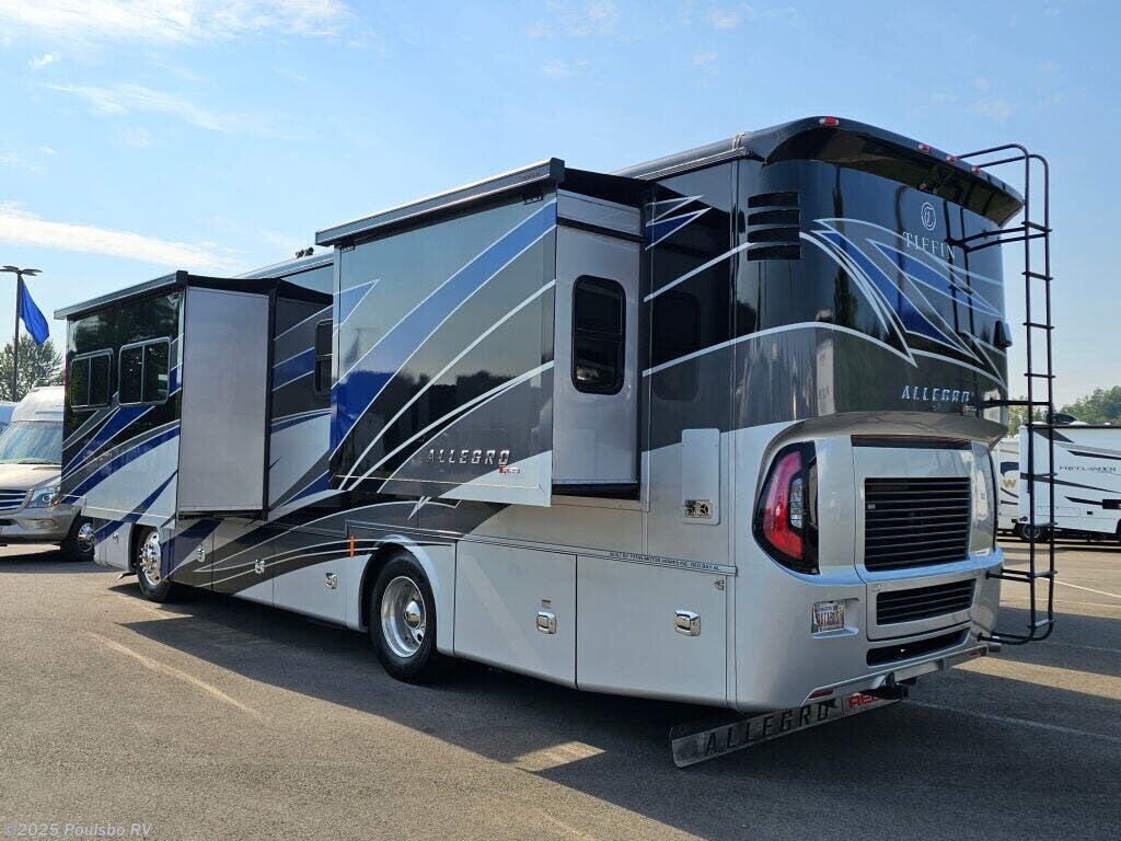 Contact us now about this 2021 Tiffin Allegro Red 33AA! 2021 Allegro Red 33AA by Tiffin from Poulsbo RV in Sumner, Washington