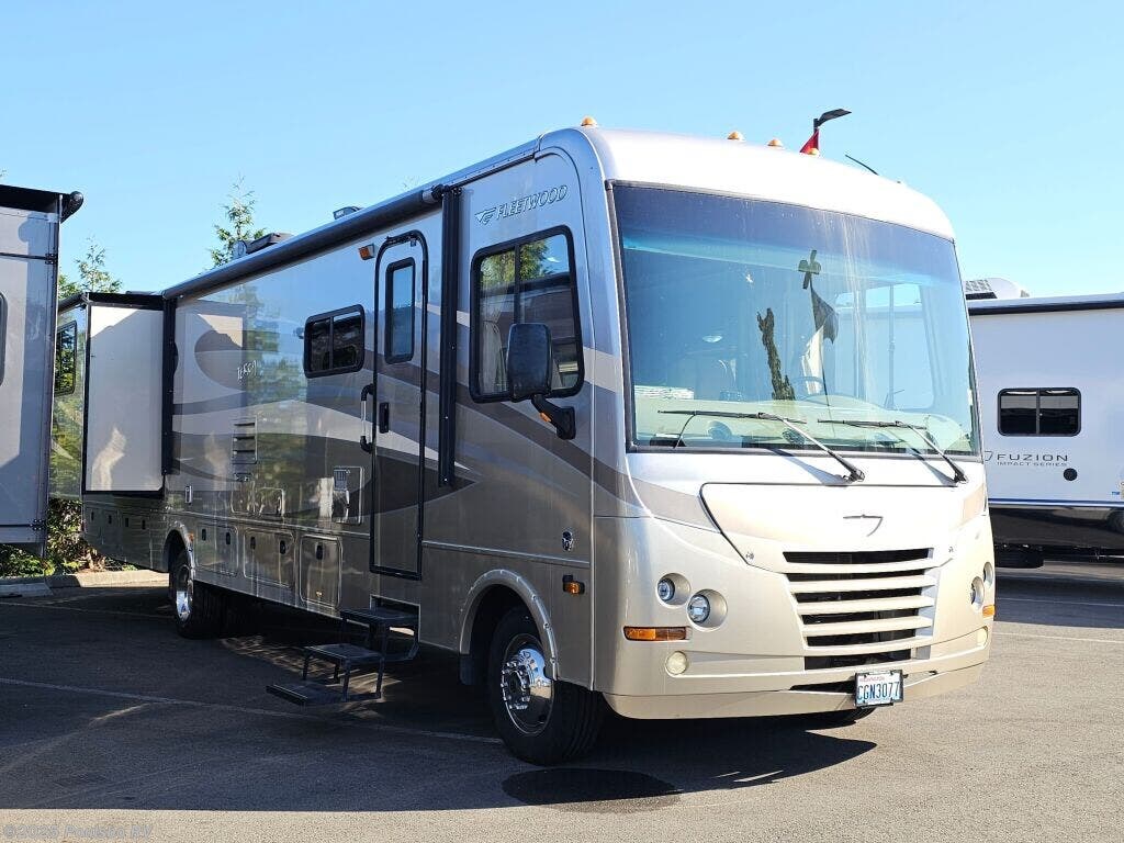 Email now about this 2014 Fleetwood Terra 35K! Used 2014 Fleetwood Terra 35K available in Sumner, Washington