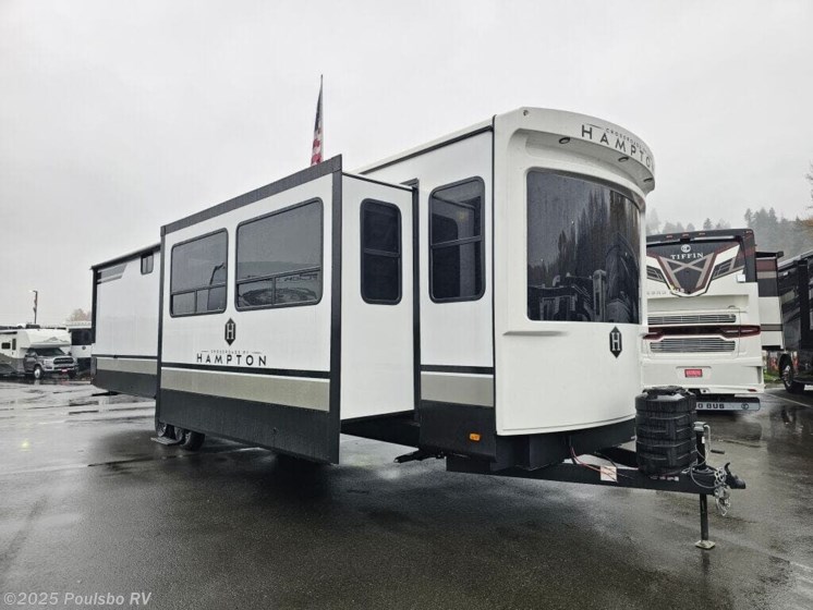 Email now about this 2026 CrossRoads Hampton HP372FDB! New 2026 CrossRoads Hampton HP372FDB available in Sumner, Washington