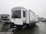 Contact us now about this 2026 CrossRoads Hampton HP372FDB! 2026 Hampton HP372FDB by CrossRoads from Poulsbo RV in Sumner, Washington