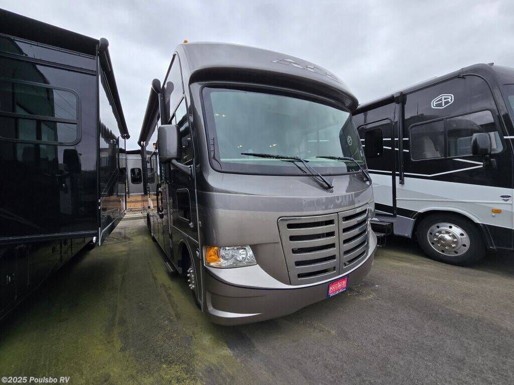 Call now about this 2013 Thor Motor Coach A.C.E. 30.1! 2013 Thor Motor Coach A.C.E. 30.1 - Used Class A For Sale by Poulsbo RV in Sumner, Washington features Awning