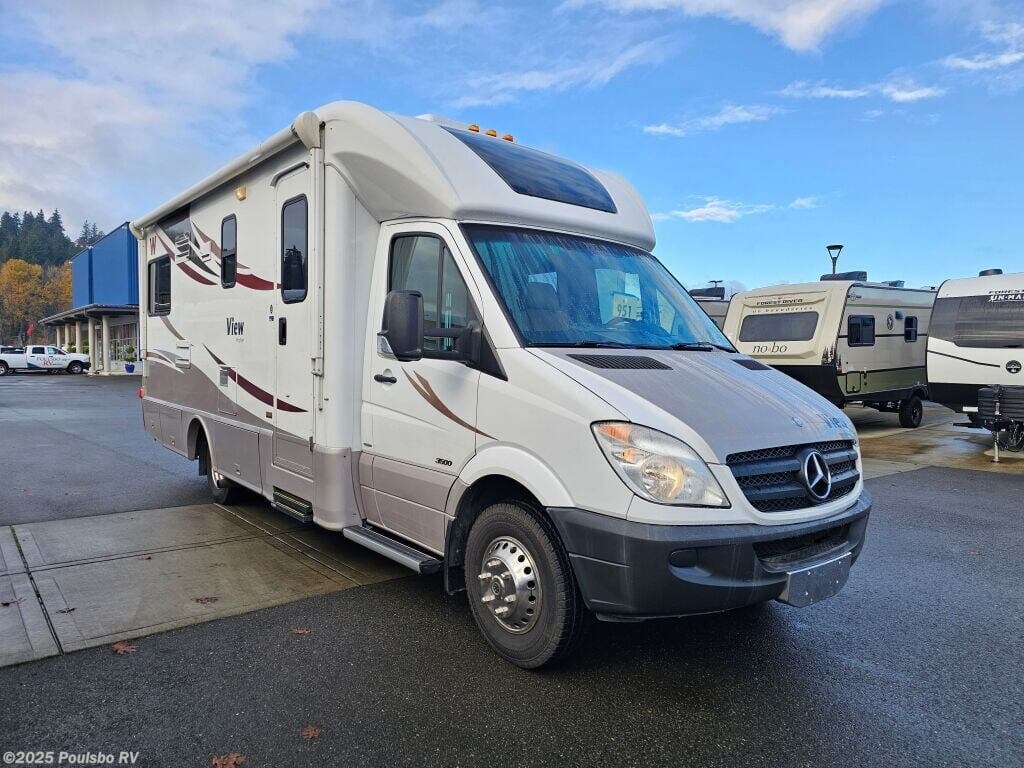 Email now about this 2014 Winnebago View 24G! Used 2014 Winnebago View 24G available in Sumner, Washington