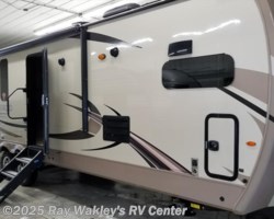#82178 - 2018 Forest River Rockwood Signature Ultra Lite 8335BSS