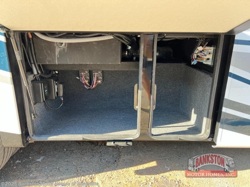 New 2025 Newmar Bay Star Sport 2813 available in Huntsville, Alabama