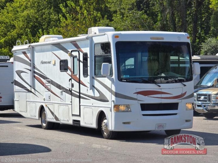 Email now about this 2011 Thor Motor Coach Hurricane 32A! Used 2011 Thor Motor Coach Hurricane 32A available in Huntsville, Alabama