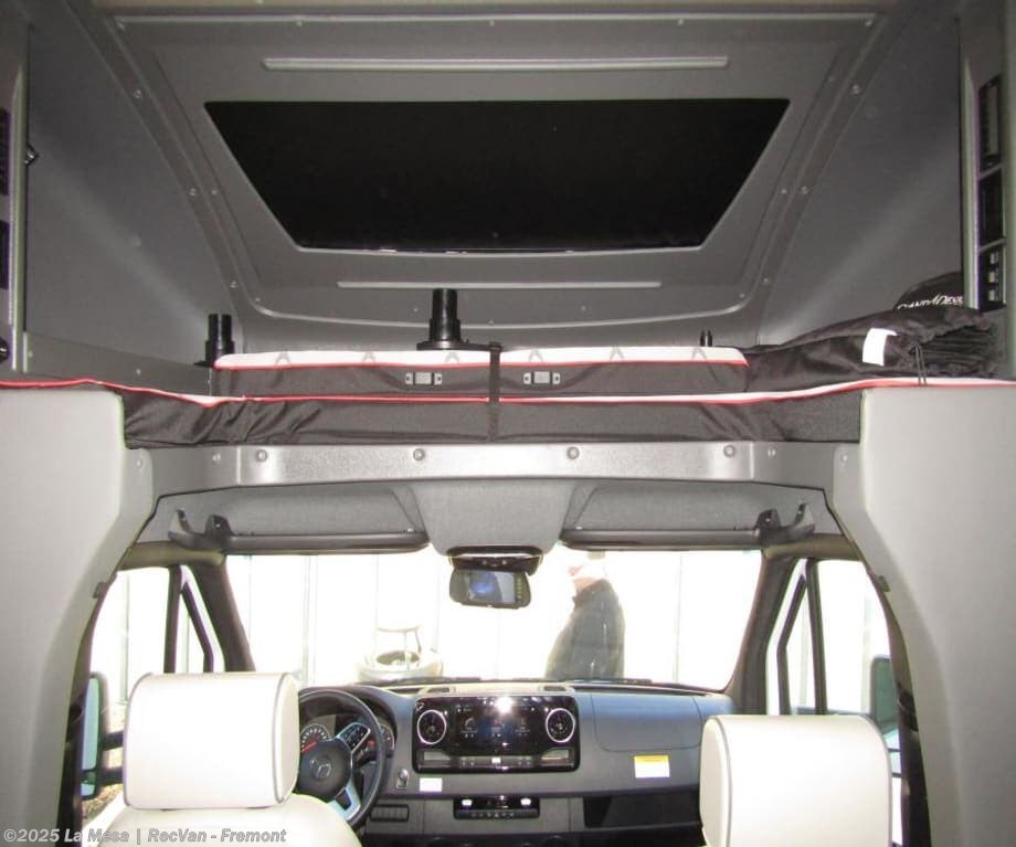 Used 2025 Grand Design Lineage SERIES 25FW available in Fremont, California