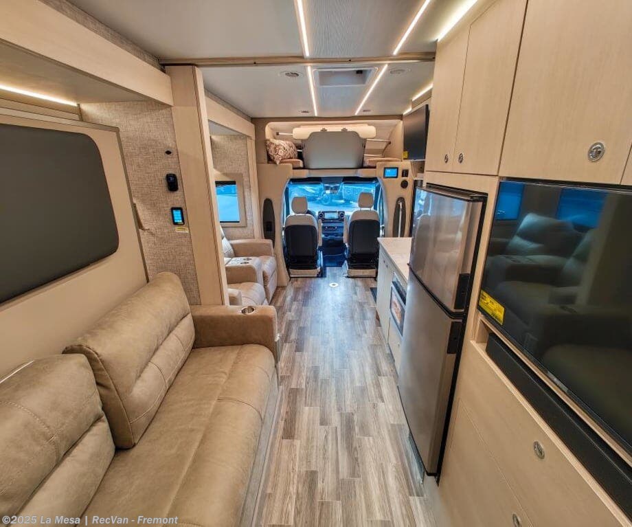New 2026 Tiffin Wayfarer 25XRW available in Fremont, California